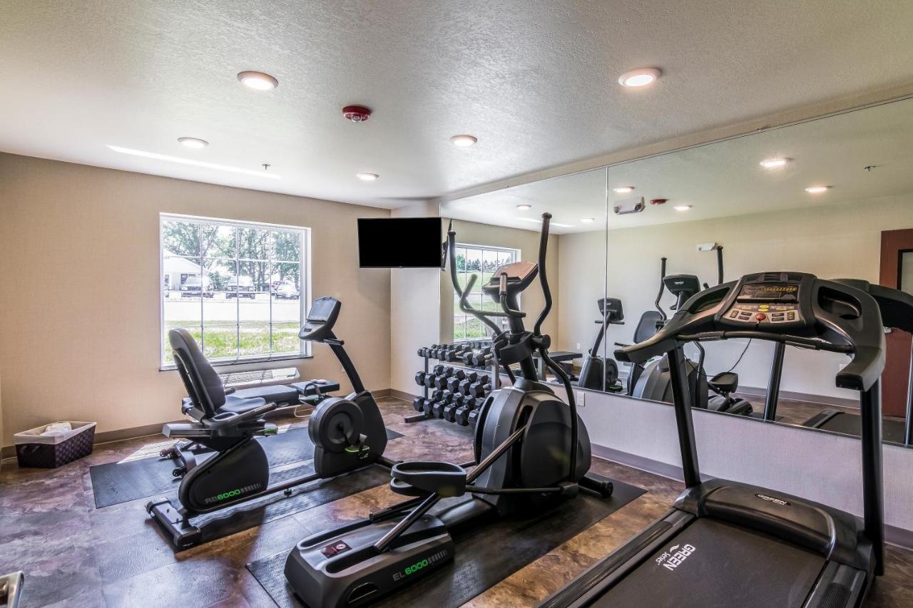 Cobblestone Inn & Suites - Barron Bagian luar foto