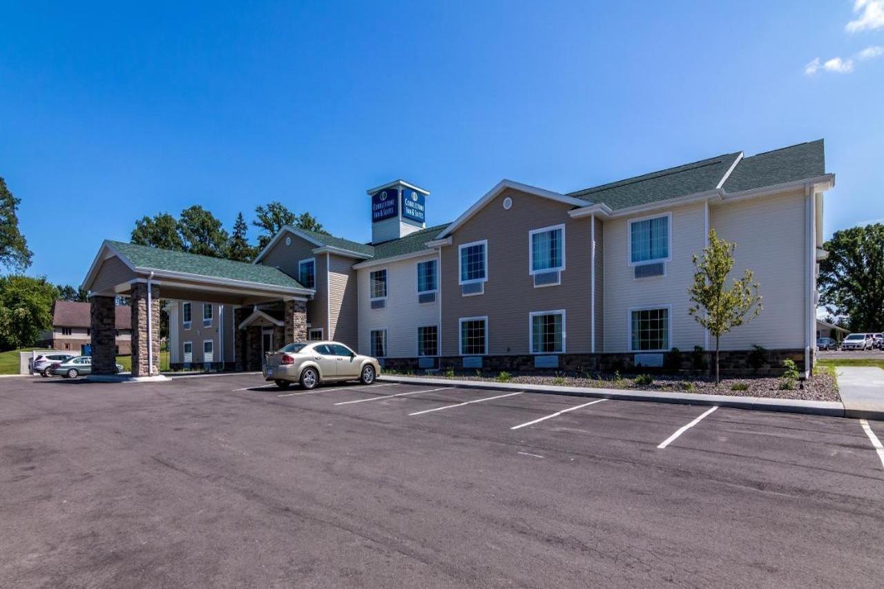 Cobblestone Inn & Suites - Barron Bagian luar foto