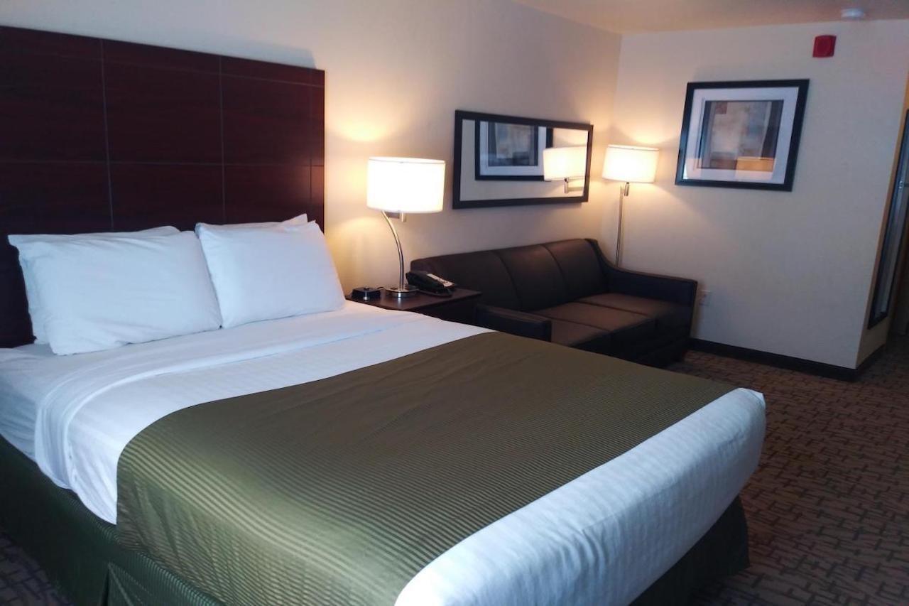 Cobblestone Inn & Suites - Barron Bagian luar foto